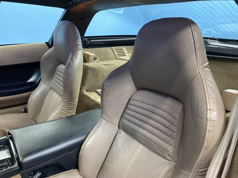 Used 1994 Chevrolet Corvette image 8