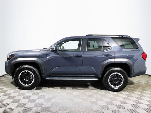 Certified 2025 Toyota 4Runner TRD Off-Road Premium image 5