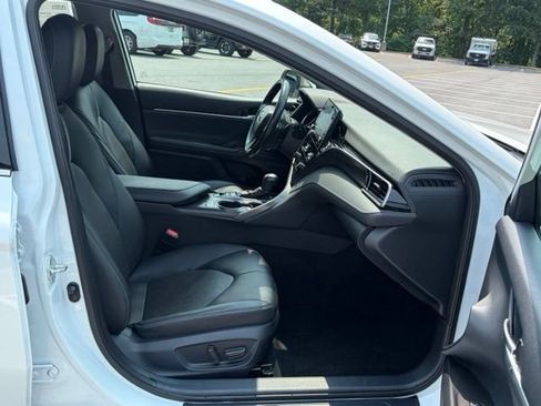 Used 2024 Toyota Camry XSE FWD image 30