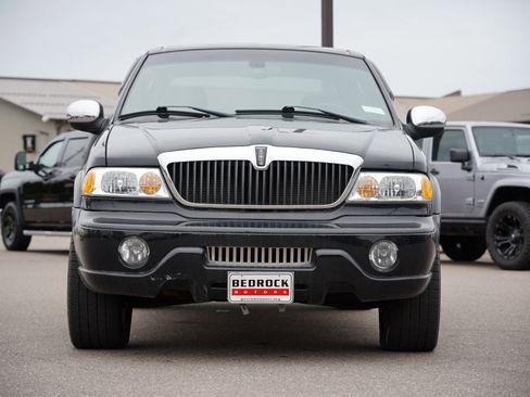 Used 2002 Lincoln Blackwood image 8