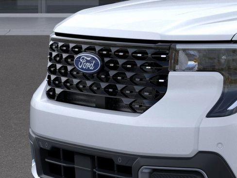 New 2025 Ford Maverick Lariat w/ 4K Tow Package image 18