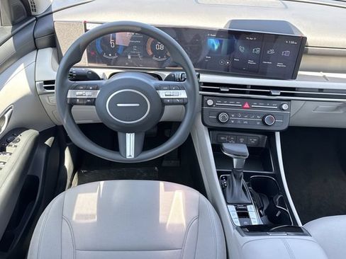 New 2026 Hyundai Tucson SE FWD image 22