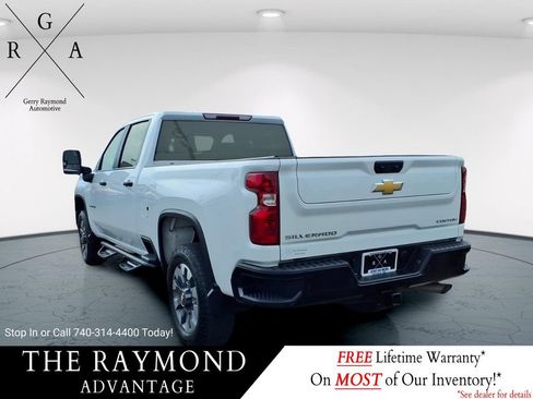 Used 2024 Chevrolet Silverado 2500 Custom w/ Custom Value Package AWD/4WD image 5