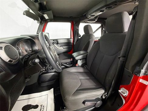 Used 2014 Jeep Wrangler Sport image 17