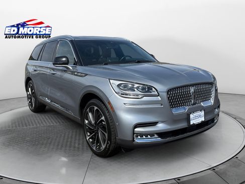Used 2020 Lincoln Aviator Reserve w/ Equipment Group 202A AWD/4WD image 7