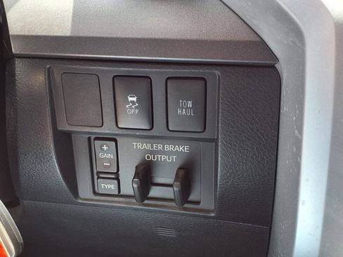 Used 2016 Toyota Tundra SR5 RWD image 22