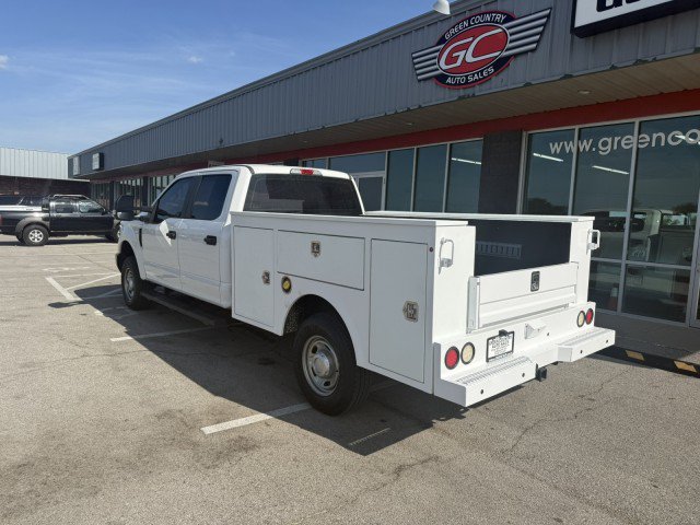 Used 2019 Ford F250 XL w/ Power Equipment Group AWD/4WD image 4