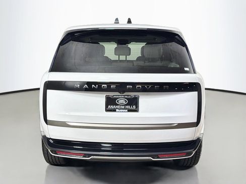 Certified 2023 Land Rover Range Rover SE AWD/4WD image 4