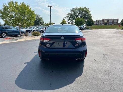 Used 2025 Toyota Corolla SE w/ SE Premium Package FWD image 7
