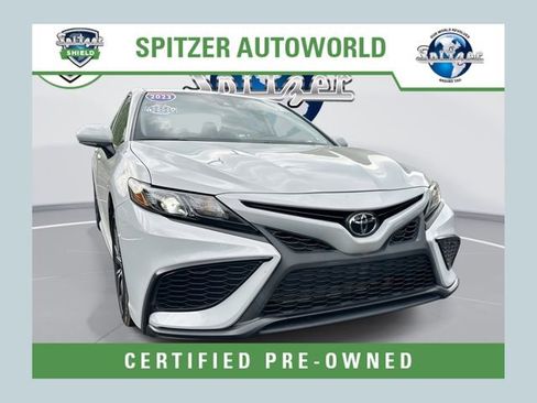 Used 2023 Toyota Camry SE FWD image 1