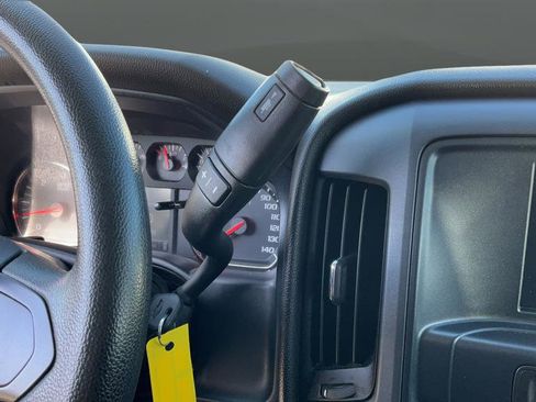 Used 2018 Chevrolet Silverado 1500 W/T w/ Trailering Package image 41