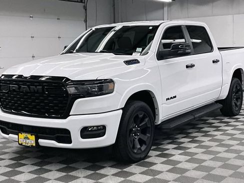 Used 2025 RAM 1500 Big Horn AWD/4WD image 12