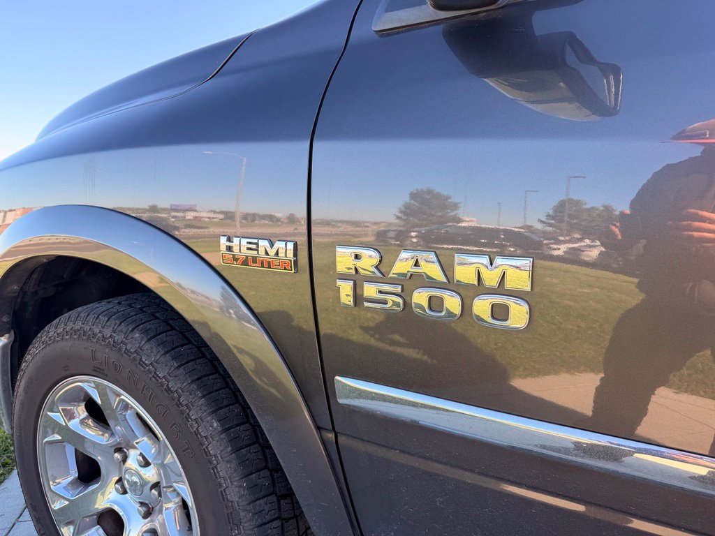 Used 2017 RAM 1500 Laramie AWD/4WD image 14