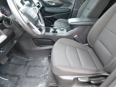 Used 2024 GMC Terrain SLE FWD image 22