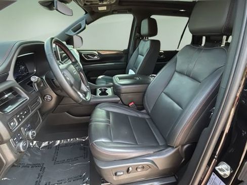 Used 2024 Chevrolet Tahoe RST w/ Luxury Package AWD/4WD image 18