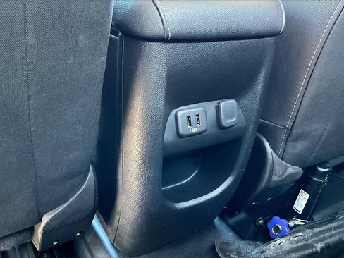 Used 2022 Chevrolet Colorado LT w/ Fleet Safety Package image 25