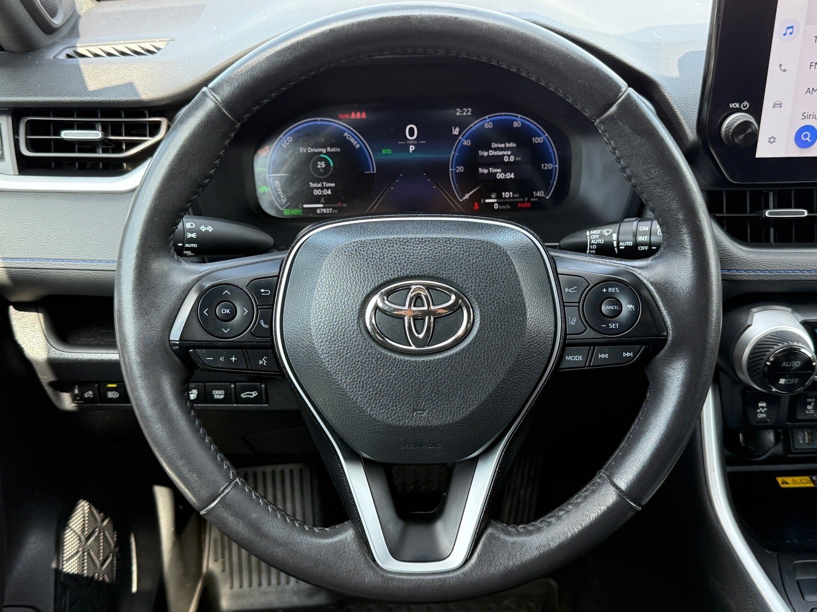 Used 2023 Toyota RAV4 XSE AWD/4WD image 19