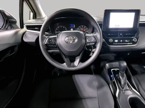 Used 2024 Toyota Corolla LE FWD image 6