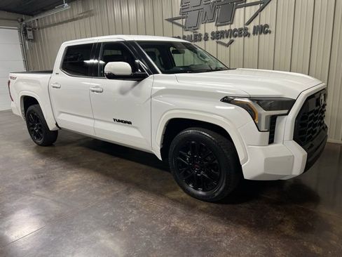 Used 2022 Toyota Tundra SR5 image 6