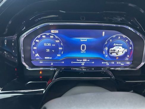 Certified 2025 Chevrolet Silverado 1500 LT Trail Boss w/ Convenience Package II image 15