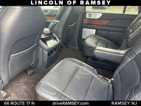 Used 2022 Lincoln Navigator L Reserve AWD/4WD image 16