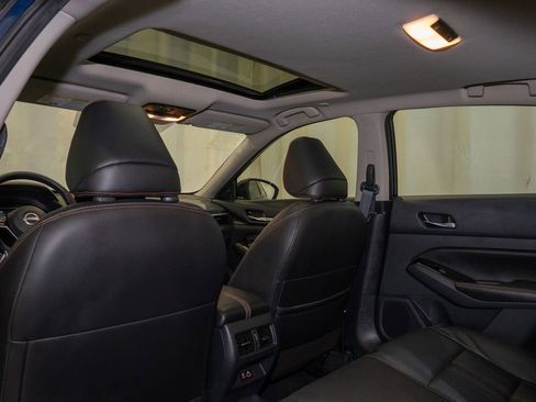 Certified 2023 Nissan Altima 2.0 SR image 8