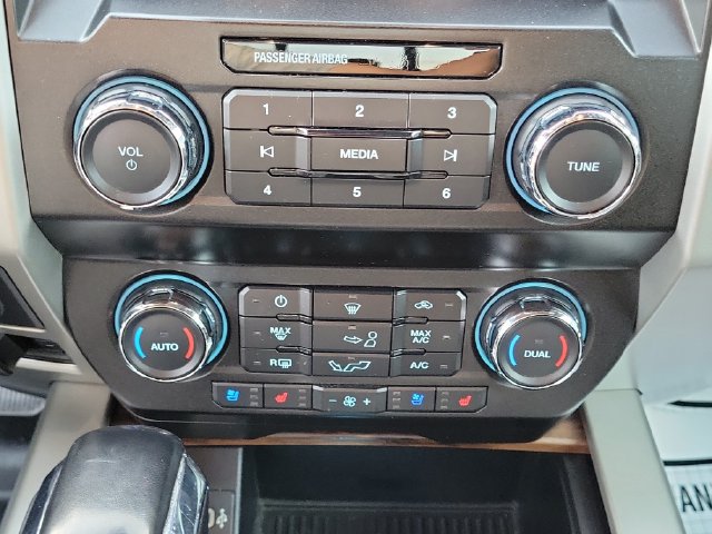 Used 2020 Ford F150 Lariat w/ Equipment Group 501A Mid RWD image 26