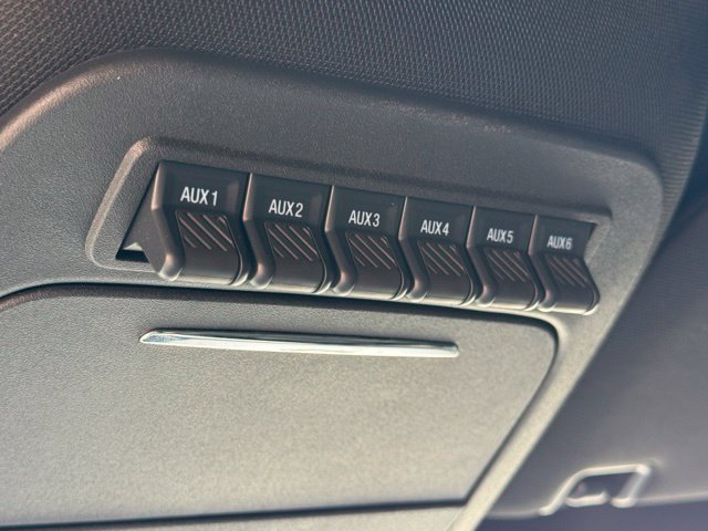 Certified 2025 Ford F250 4x4 Crew Cab Super Duty image 36