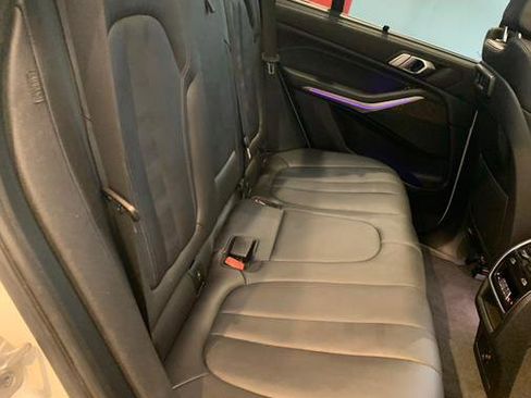 Used 2022 BMW X5 xDrive40i w/ Premium Package image 60