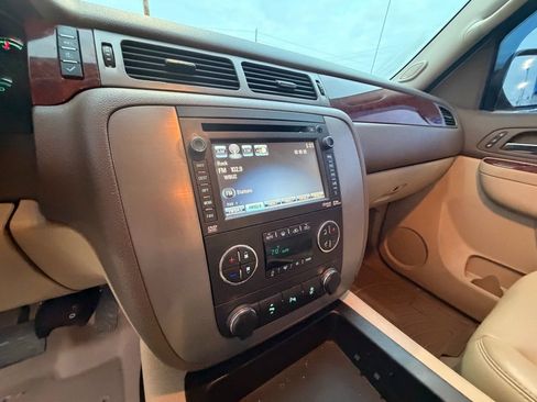 Used 2012 GMC Sierra 1500 SLT w/ SLT White Diamond Edition image 10