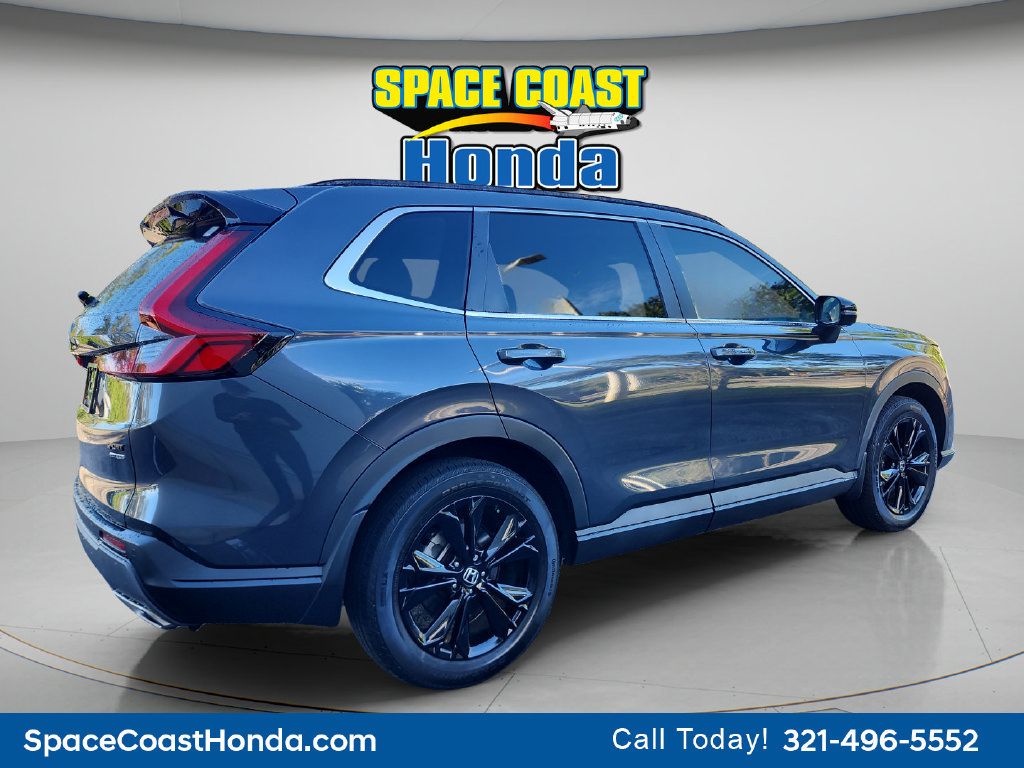 Used 2024 Honda CR-V Sport Touring image 3