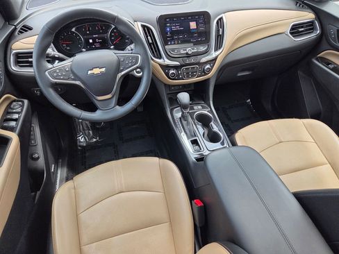 Used 2023 Chevrolet Equinox Premier FWD image 11