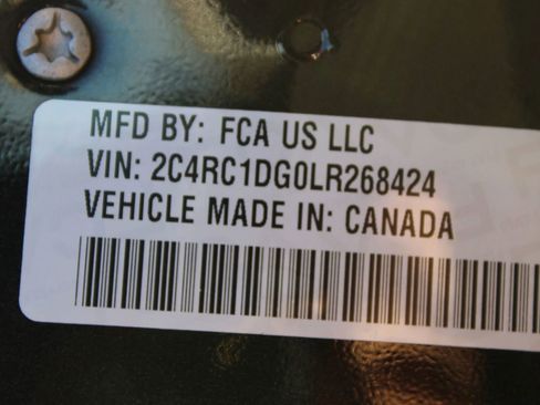 Used 2020 Chrysler Voyager Lxi image 13