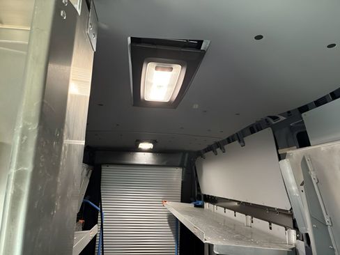 Used 2024 RAM ProMaster 3500 FWD image 12