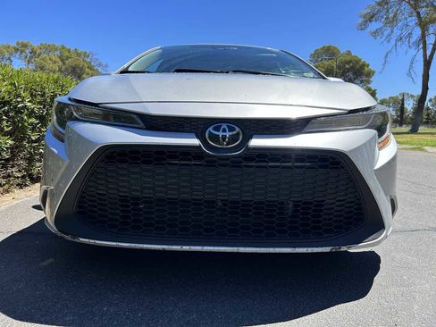 Used 2020 Toyota Corolla LE image 7