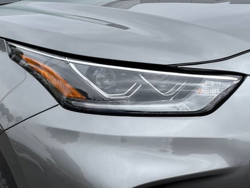 New 2026 Toyota Highlander Platinum AWD/4WD image 33