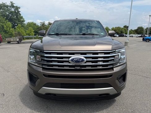 Used 2018 Ford Expedition XLT AWD/4WD image 10
