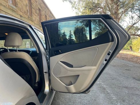 Used 2015 Kia Optima LX image 24