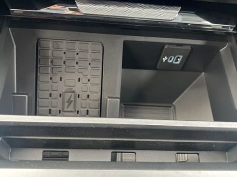 New 2025 Ford F350 Lariat w/ Chrome Package image 26