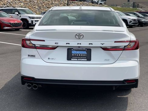 Used 2026 Toyota Camry SE FWD image 4
