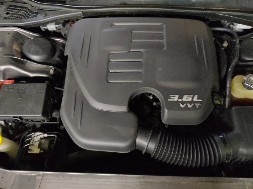 Used 2019 Dodge Challenger SXT w/ Blacktop Package RWD image 30