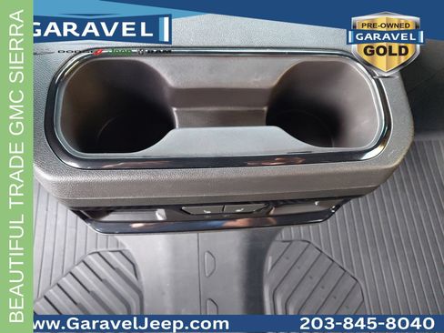 Used 2024 GMC Sierra 3500 AT4 w/ AT4 Preferred Package AWD/4WD image 19