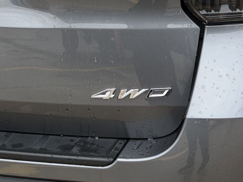 Certified 2025 Ford Explorer ST-Line w/ ST-Line Street Pack AWD/4WD image 7