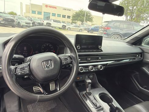 Used 2022 Honda Civic Sport image 6