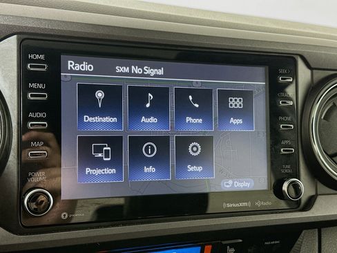 Used 2022 Toyota Tacoma TRD Off-Road w/ TRD Premium Off Road Package AWD/4WD image 15