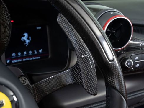 Used 2023 Ferrari F8 Tributo RWD image 36