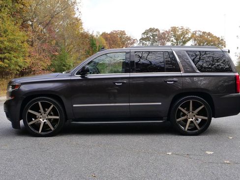 Used 2018 Chevrolet Tahoe LT image 33