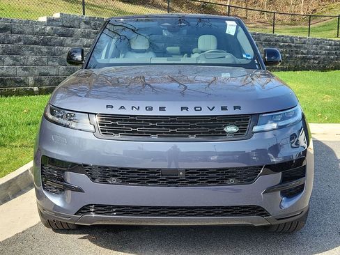 New 2026 Land Rover Range Rover Sport SE AWD/4WD image 8
