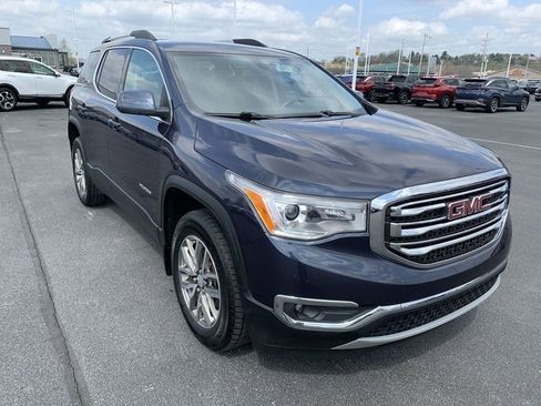 Used 2019 GMC Acadia SLE w/ LPO, Floor Liner Package image 1