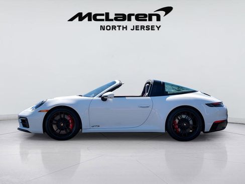 Used 2024 Porsche 911 Targa 4 GTS AWD/4WD image 10